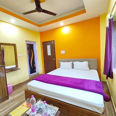 Goroomgo Sahoo Palace Puri - Prime Location Near Sea Beach - Excellent Service With Parking Facilities Eksteriør billede