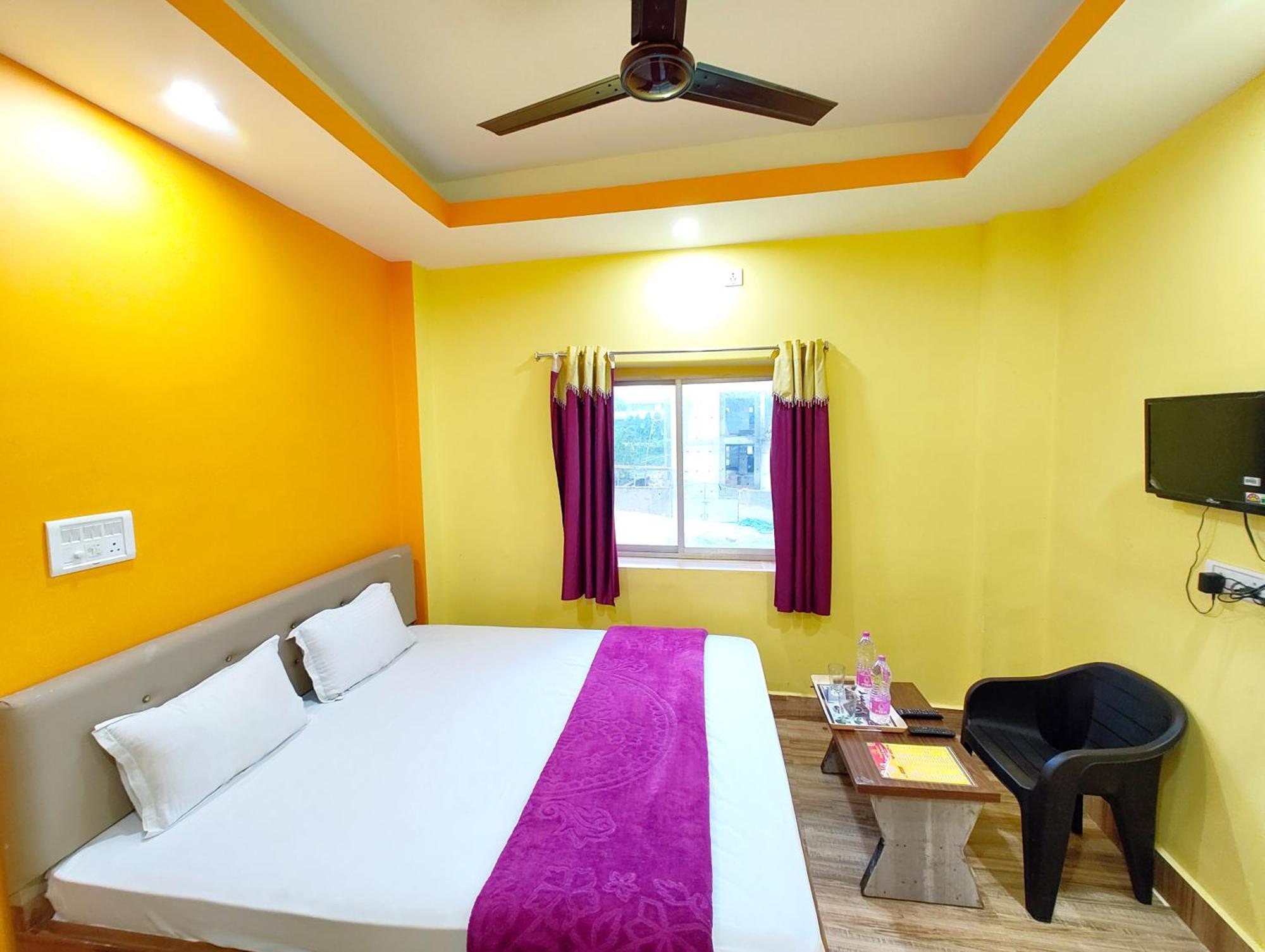 Goroomgo Sahoo Palace Puri - Prime Location Near Sea Beach - Excellent Service With Parking Facilities Eksteriør billede