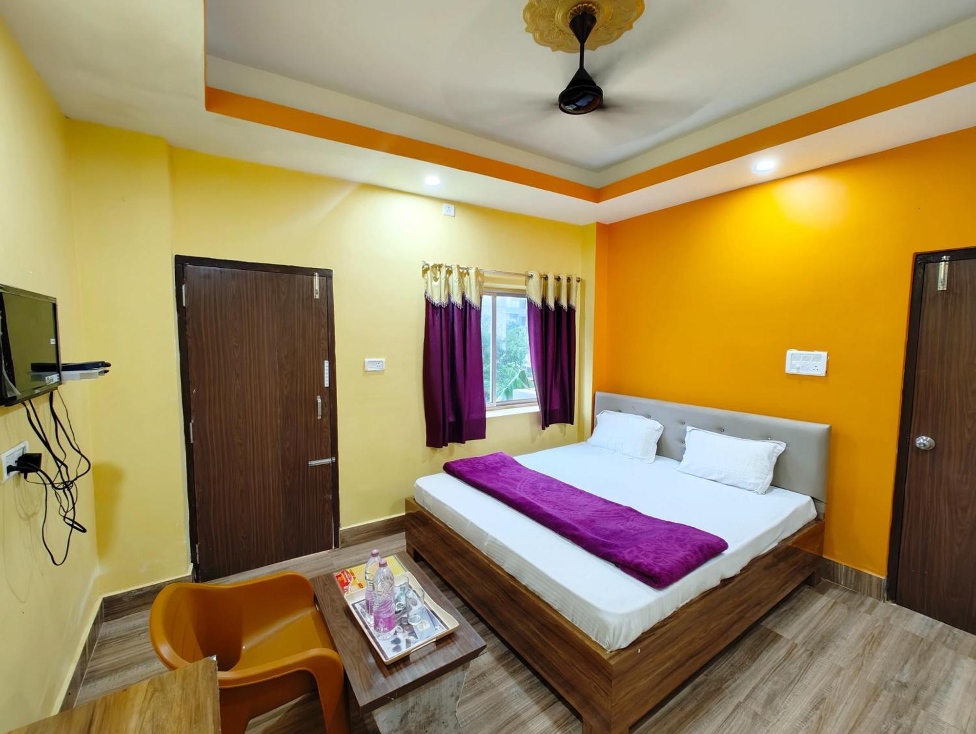 Goroomgo Sahoo Palace Puri - Prime Location Near Sea Beach - Excellent Service With Parking Facilities Eksteriør billede